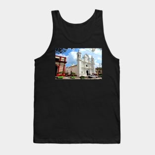 Honduras - Eglise de Santa Rosa de Copán Tank Top